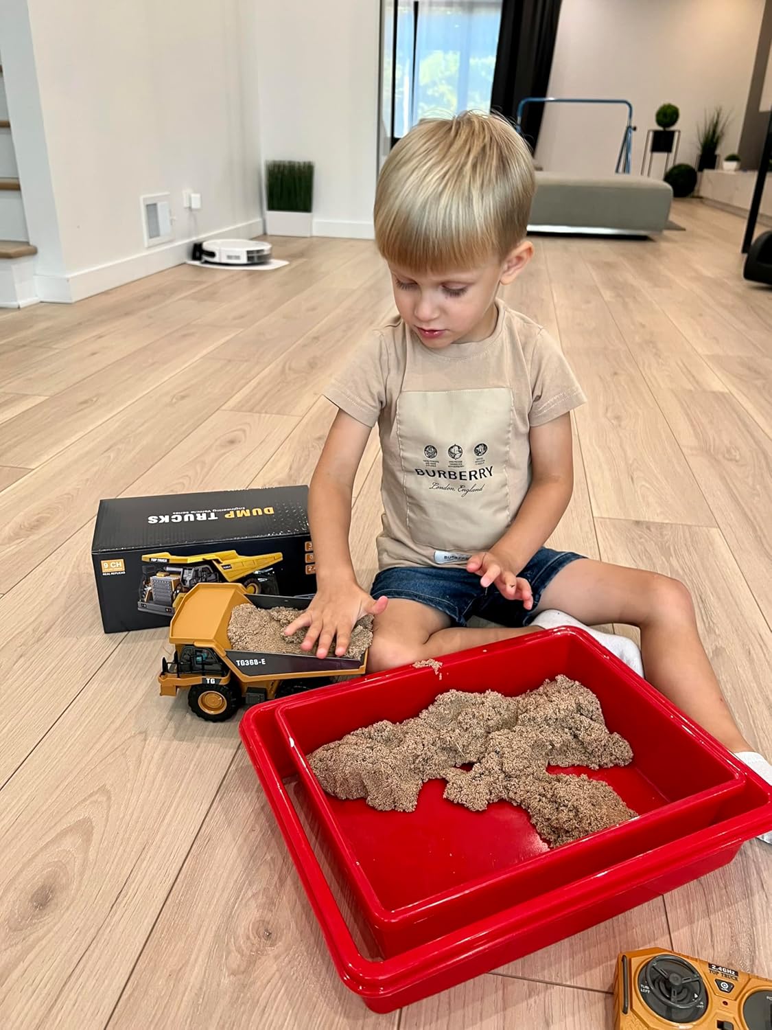 RC Dump Truck Toy for Kids | 9-Channel Metal Construction Vehicle with Working Bed, Lights & Sounds, Rechargeable Remote Control Truck for Boys Ages 3-12, Durable STEM Gift for Birthday or Christmas